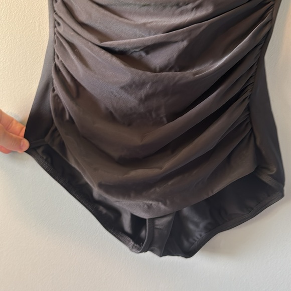 MAGICSUIT Rialto One Piece Ruched Black Swimsuit 14DD - Picture 6 of 13